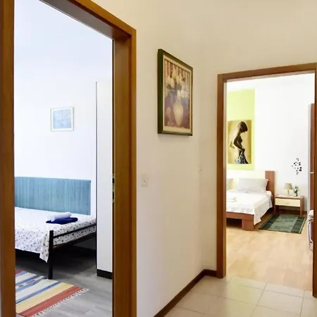 Apartman Klimatisierte In Mit Grill, Garten Und Terrasse